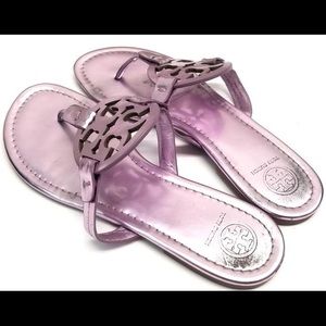 PURPLE METALLIC TORY BURCH FLIP FLOPS